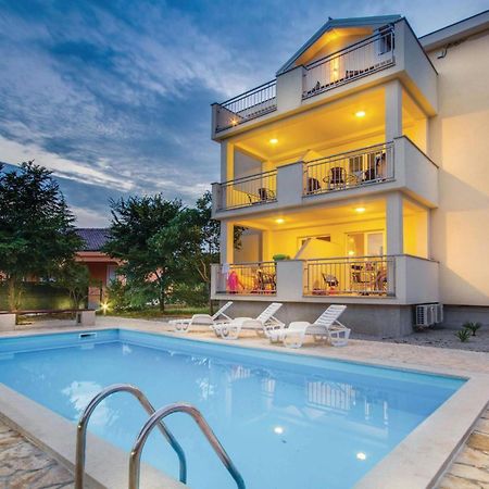 Beautiful Apartment In Pinezici With Wifi Ngoại thất bức ảnh