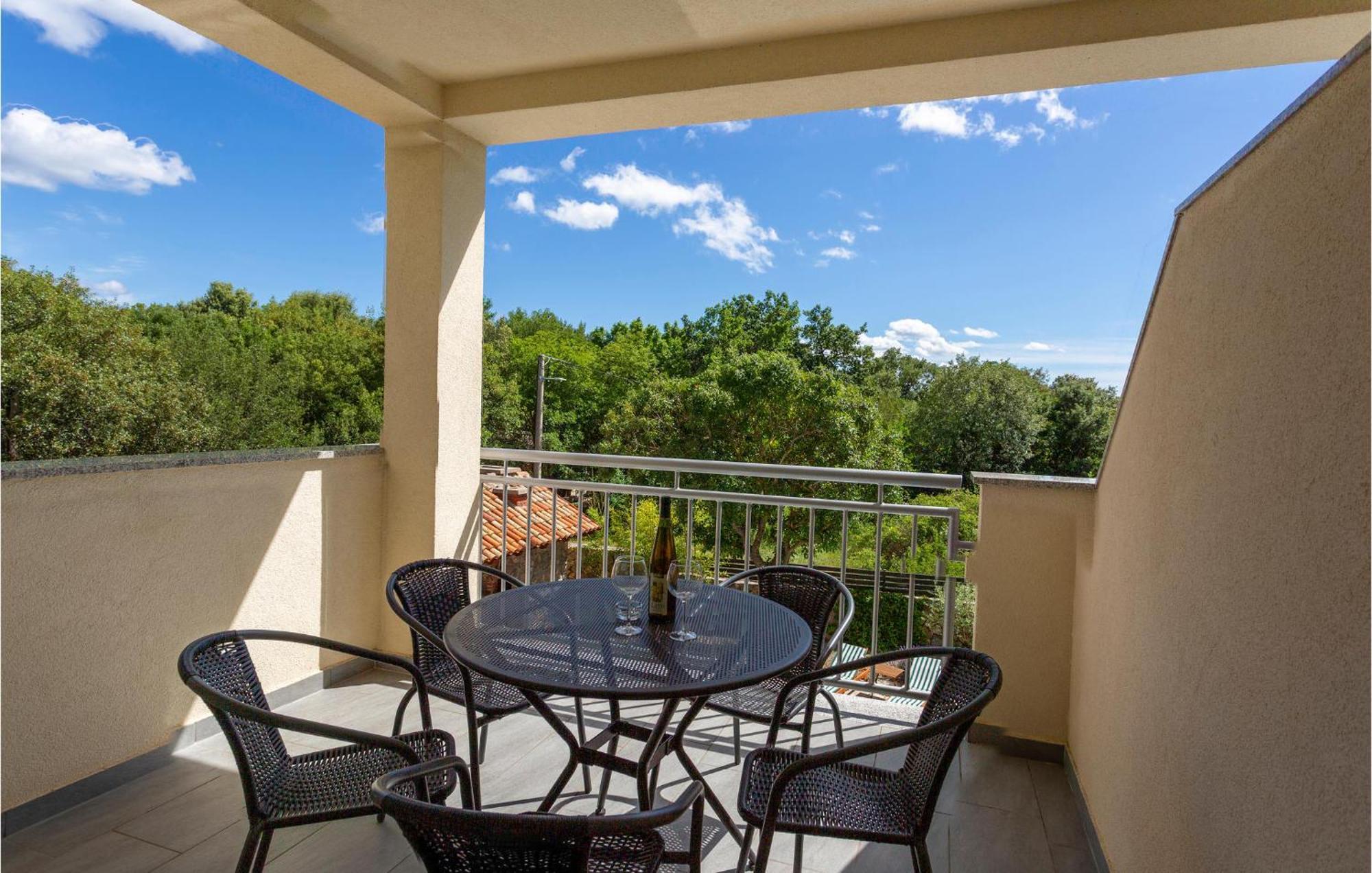Beautiful Apartment In Pinezici With Wifi Ngoại thất bức ảnh