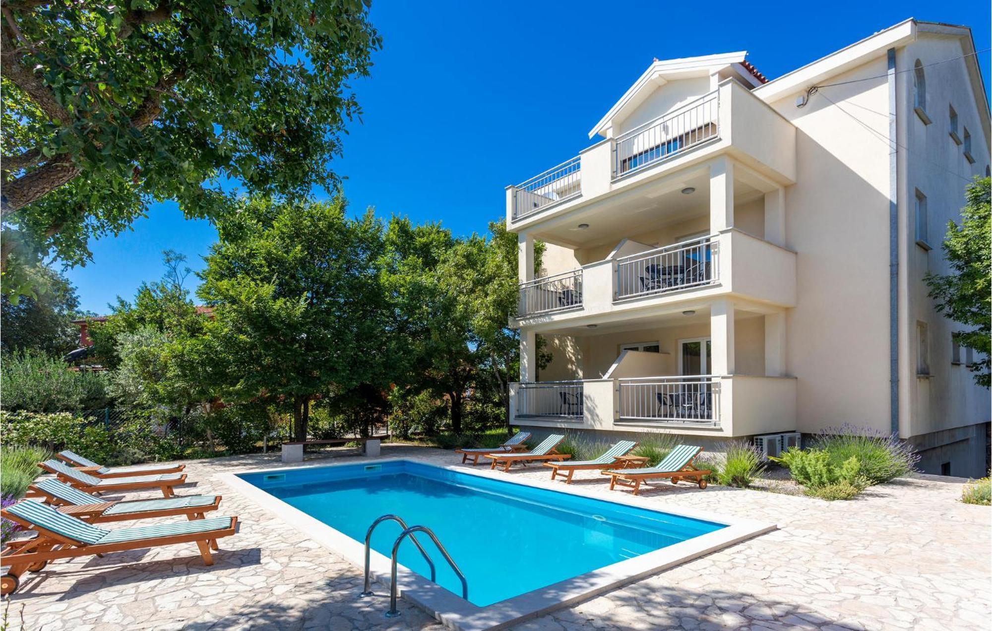 Beautiful Apartment In Pinezici With Wifi Ngoại thất bức ảnh